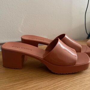 Steve Madden Platform Slide Mules in  Tan